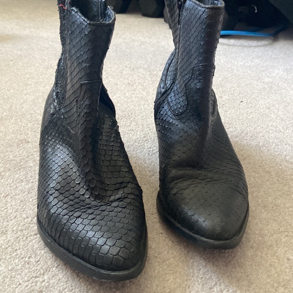 Steven by Steve Madden size 10 - Picture 3 of 4